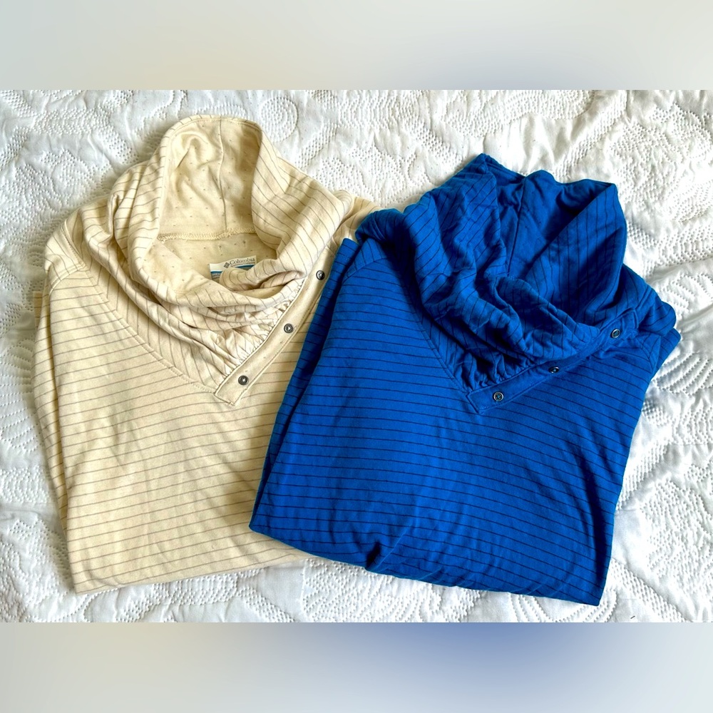 Columbia Cream And Navy Striped Mock Neck Pullover Sweatshirt Lot Of Two Size S